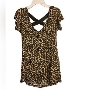 Leopard Top